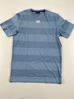 PAUL SMITH MEN'S SS REG FIT TSHIRT. SIZE: SMALL, MADE FROM: 100% ORGANIC COTTON. RRP: £80