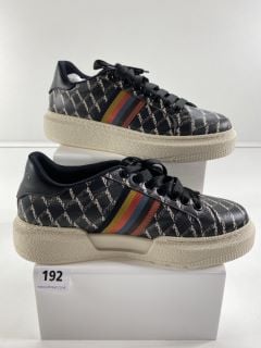 PAUL SMITH MEN'S SHOE LEYTON BLACK GEO PRINT. SIZE: 7, MADE FROM: 100% COW LEATHER UPPER/RUBBER SOLE. RRP: £425