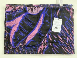 PAUL SMITH WOMEN'S SCARF WOODCUT. MADE FROM: 80% COTTON 20% SILK WOVEN. RRP: £140