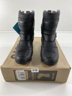 SPADA BRAKER CE  WP MOTORBIKE BOOTS SIZE EURO 42 RRP£53