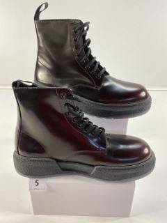 PAUL SMITH MEN'S SHOE RENZO BORDO. SIZE: 8, MADE FROM: 100% COW LEATHER UPPER/RUBBER SOLE. RRP: £425