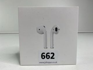 APPLE AIRPODS A2031 A2032 A1602 EAR PHONES IN WHITE. (UNIT ONLY & CHARGE CABLE)  [JPTN41283]