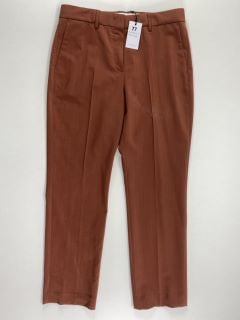 PAUL SMITH WOMEN'S TROUSERS. SIZE: 42, MADE FROM: 73% WOOL 26% MOHAIR 1% ELASTANE. RRP: £360