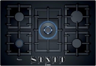 BOSCH SERIES 6 75CM FRAMELESS FLAME SELECT GAS ON GLASS HOB – BLACK MODEL: PPQ7A6B90 RRP: £429 (IN PACKAGING)