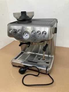 SAGE ESPRESSO MACHINE WITH GRINDER IN SILVER: LOCATION - I8