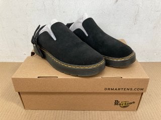 DR MARTENS CARLSON MULE BLACK SUEDE SHOES SIZE UK 6: LOCATION - I5