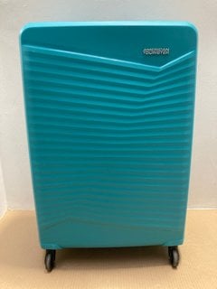 AMERICAN TOURISTER LARGE HARD SHELL WHEELED COMBINATION LOCK SUITCASE IN TEAL: LOCATION - J3