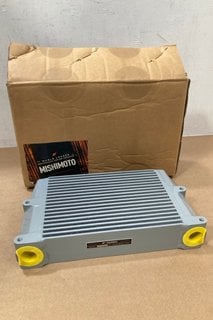 MISHIMOTO MMOC-SSO-10SL 10" HEAVY DUTY OIL COOLER IN SILVER - SAME SIDE OUTLETS - RRP £409.00: LOCATION - H1