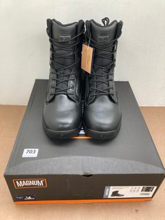 MAGNUM STRIKE FORCE 8.0 SIDE ZIP WATERPROOF WORK BOOTS IN BLACK - UK 12: LOCATION - E8