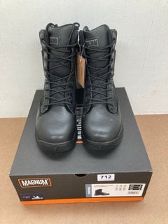 MAGNUM STRIKE FORCE 8.0 SIDE ZIP WATERPROOF WORK BOOTS IN BLACK - UK 5: LOCATION - E9