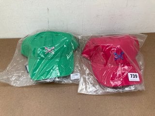 4 X ASSORTED CREW CLOTHING COMPANY ITEMS TO INCLUDE 2 X CREW CAPS IN PINK/GREEN: LOCATION - E10