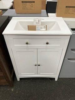 (COLLECTION ONLY) FLOOR STANDING 2 DOOR SINK UNIT IN WHITE WITH A 610 X 400MM 1TH CERAMIC BASIN COMPLETE WITH A LEVER ACTION MONO BASIN MIXER TAP AND CHROME SPRUNG WASTE RRP £720: LOCATION - A5