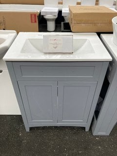 (COLLECTION ONLY) FLOOR STANDING 2 DOOR SINK UNIT IN LIGHT GREY WITH A 610 X 400MM 1TH CERAMIC BASIN COMPETE WITH A TRADITIONAL CROSSHEAD MONO BASIN MIXER TAP AND CHROME SPRUNG WASTE RRP £730: LOCATI