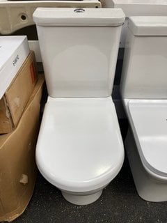 (COLLECTION ONLY) D SHAPED CLOSED COUPLED TOILET COMPLETE WITH ALL CISTERN FITTINGS WITH DUAL FLUSH TOP BUTTON AND SEAT RRP £325: LOCATION - A6