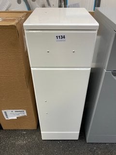 FLOOR STANDING 1 DOOR 1 DRAWER BATHROOM CABINET IN WHITE 250 X 300 X 770MM RRP £205: LOCATION - A6