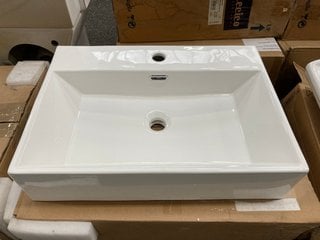 610 X 420MM 1TH CERAMIC COUNTER TOP BASIN RRP £240: LOCATION - A7