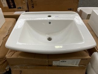 (COLLECTION ONLY) 600MM WIDE 1TH CERAMIC BASIN RRP £210: LOCATION - A7