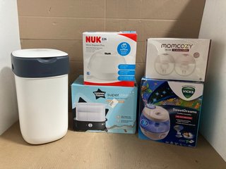 5 X BABY AND TODDLER ITEMS TO INCLUDE MOMCOZY M5 WEARABLE BREAST PUMP - RRP £179: LOCATION - WA4