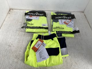 3 X PORTWEST MENS HI-VIS MULTINORM TROUSERS IN NEON YELLOW / NAVY - UK SIZE: MEDIUM / LEG: 31'': LOCATION - A9