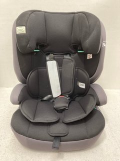 ECE R129/03 UNIVERSAL BELTED I-SIZE BOOSTER SEAT IN BLACK AND GREY: LOCATION - B1