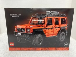 LEGO TECHNIC MERCEDEZ-BENZ G500 PROFESSIONAL LINE SET(SEALED) - MODEL 42177 - RRP £219: LOCATION - B5