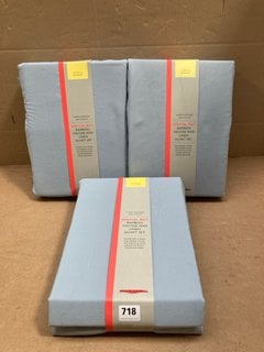 3 X JOHN LEWIS & PARTNERS BAMBOO VISCOSE AND LINEN DUVET SETS IN BLUE - SUPER KING SIZE - 260 x 220 CM: LOCATION - B16