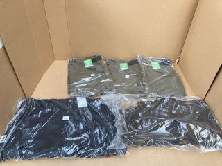 3 X MOUNTAIN WAREHOUSE JUNGLE TREKKING TROUSERS IN KHAKI - UK SIZE: REGULAR W36 TO INCLUDE 2 X MOUNTAIN WAREHOUSE HIKE ZIP THROUGH HOODIES IN DARK KHAKI - SIZE: L AND BLACK - SIZE: XL: LOCATION - C15