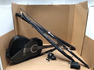 POOL CUE WITH CASE TO INCLUDE 2 X FISHING RODS WITH 1 X REEL & MARTIN SMITH GUITAR IN BLACK: LOCATION - AR5