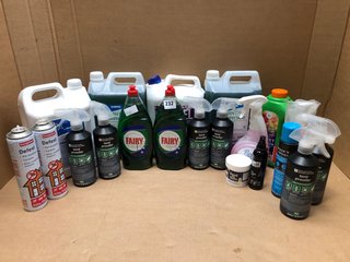 (COLLECTION ONLY) QTY OF ASSORTED HOUSEHOLD CLEANING PRODUCTS TO INCLUDE FAIRY ORIGINAL WASHING UP LIQUID 900ML: LOCATION - AR5