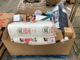 PALLET OF ASSORTED ITEMS TO INCLUDE VICTSING ULTRASONIC OIL DIFFUSER: LOCATION - B8 (KERBSIDE PALLET DELIVERY)