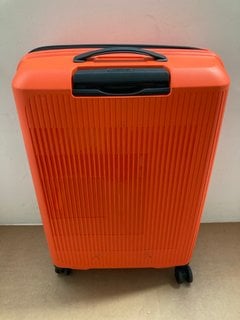 AMERICAN TOURISTER MEDIUM HARD SHELL STYLE WHEELED SUITCASE IN BRIGHT ORANGE FINISH: LOCATION - BR8