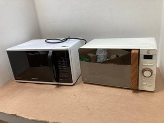 2 X ASSORTED MICROWAVES TO INCLUDE SWAN MICROWAVE IN WHITE AND WOOD EFFECT : MODEL SM22036LWHTN: LOCATION - AR12