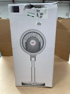 JOHN LEWIS & PARTNERS 10" PEDESTAL FAN IN WHITE: LOCATION - BR21