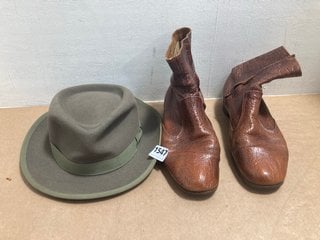 A VINTAGE HAT AND SHOES: LOCATION - AR2