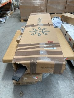 PALLET OF ASSORTED FURNITURE ITEMS TO INCLUDE ZINUS SUPER KING SIZE UPHOLSTERED BED FRAME IN STONE GREY FABRIC: LOCATION - B6 (KERBSIDE PALLET DELIVERY)