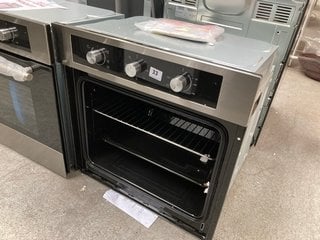 COOKOLOGY BUILT IN SINGLE ELECTRIC OVEN : MODEL COF600SS - RRP £189: LOCATION - A1