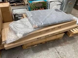 PALLET OF ASSORTED FLATPACK FURNITURE TO INCLUDE SMALL DOUBLE GREY VELVET HEADBOARD: LOCATION - A7 (KERBSIDE PALLET DELIVERY)