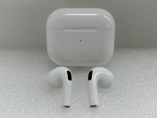 APPLE AIRPODS (GEN 3) WITH MAGSAFE CHARGING CASE EARBUDS: MODEL NO A2564 A2565 A2566 (UNIT ONLY) [JPTM124282]