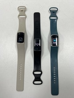 3 X FITBIT CHARGE 5 FITNESS & WELLNESS TRACKERS IN GOLD/SILVER/GRAPHITE: MODEL NO FB421 (WITH STRAPS & CHARGING CABLES) [JPTM124052]