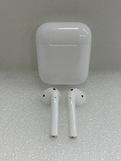 APPLE AIRPODS (2ND GENERATION) EARBUDS: MODEL NO A2032 A2031 A1602 (UNIT ONLY) [JPTM124314]