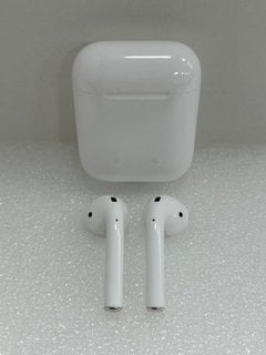 APPLE AIRPODS (2ND GENERATION) EARBUDS: MODEL NO A2032 A2031 A1602 (UNIT ONLY) [JPTM124293]