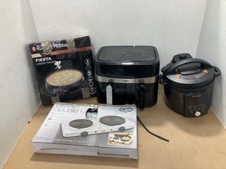 4 X ASSORTED APPLIANCES TO INCLUDE RUSSELL HOBBS FIESTA CREPE MAKER AND TOWER DUAL BASKET AIR FRYER IN BLACK: LOCATION - D10