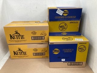 5 X BOXES OF ASSORTED WALKERS AND KETTLE CHEESE FLAVOURED POTATO CRISPS BB: 09/24: LOCATION - D12