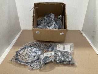 BOX OF ASSORTED MISHIMOTO ITEMS TO INCLUDE WORM DRIVE CLAMPS 16 - 25MM WITH 9MM BAND WIDTH: LOCATION - D17