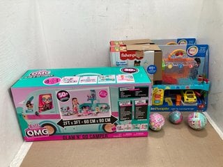 QTY OF ASSORTED CHILDRENS TOYS TO INCLUDE O.M.G GLAM N GO CAMPER: LOCATION - C13