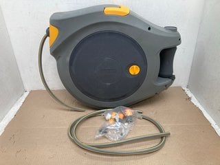 HOZELOCK LARGE RETRACTABLE HOSE REEL: LOCATION - C11