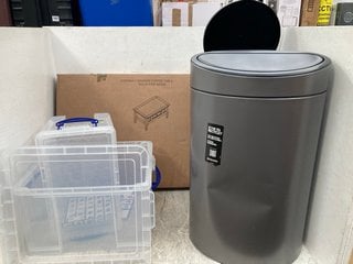 QTY OF ASSORTED HOUSE HOLD ITEMS TO INCLUDE CURVER 40L DECO BIN: LOCATION - C7