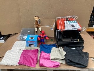 QTY OF ASSORTED ITEMS TO INCLUDE SMART WAX ELECTRIC MACHINE AND BORN FREE SMALL GIRAFFE PLUSH: LOCATION - C2