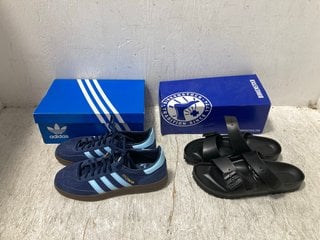 2 X ASSORTED SHOES TO INCLUDE ADIDAS HANDBALL SPEZIAL SUEDE LACE UP SHOES IN NAVY SIZE: 6: LOCATION - B6