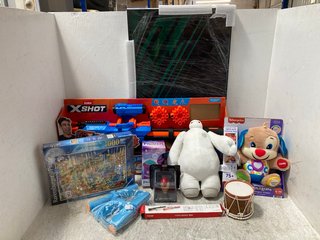 QTY OF ASSORTED CHILDRENS ITEMS TO INCLUDE FROZEN SLUSHY MAKER AND TEACHES LAUGH AND LEARN SMART STAGES PUPPY: LOCATION - B6